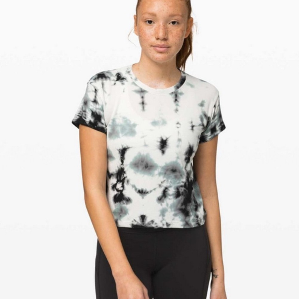 Lululemon Tie-Dye Women's Top - Black and White